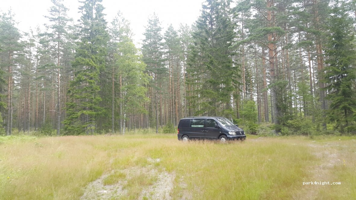 (711 98)  - Unnamed Road — foto 2