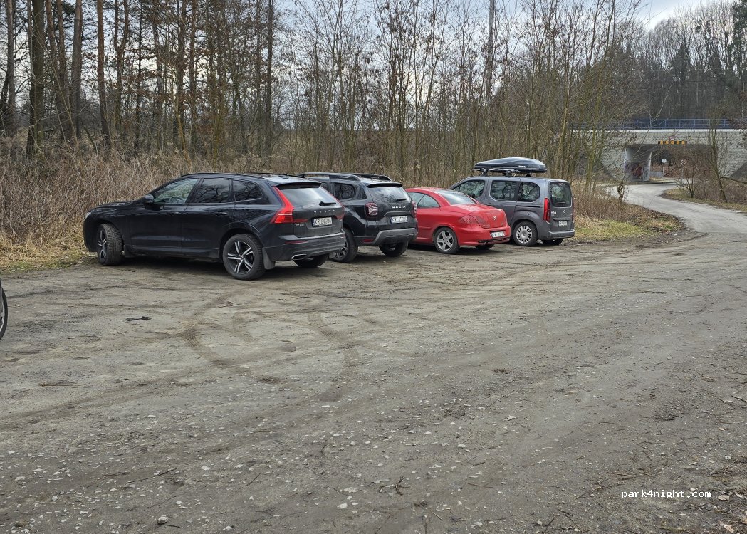 (33) Szarów - Szeroka — foto