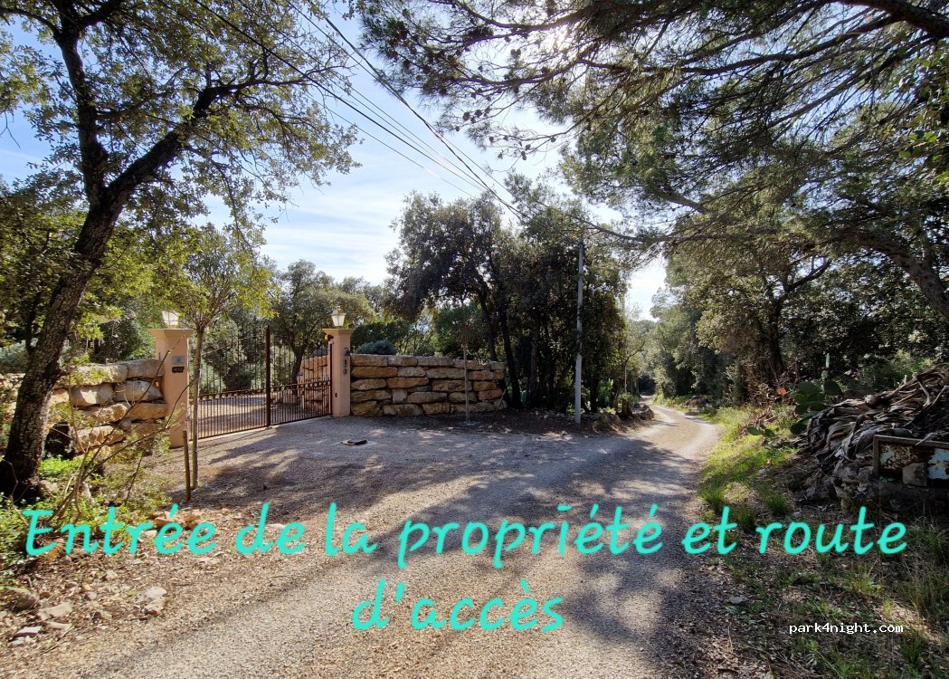 (83830) Callas - 416 Chemin des Issarts Nord — foto