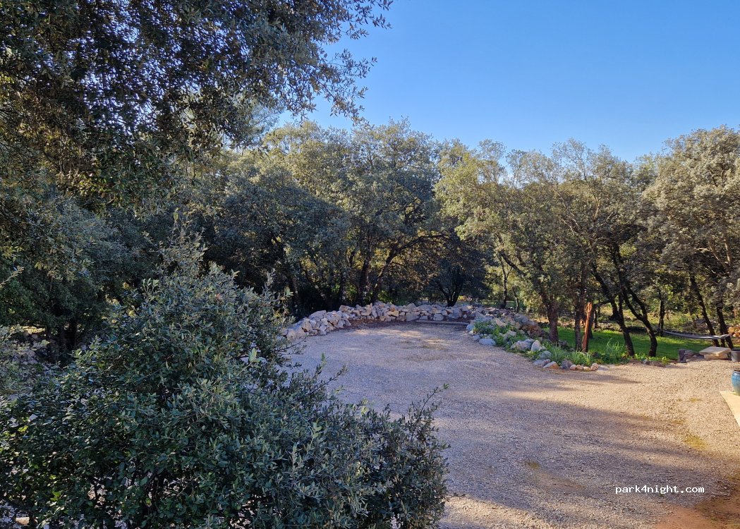 (83830) Callas - 416 Chemin des Issarts Nord — foto 2