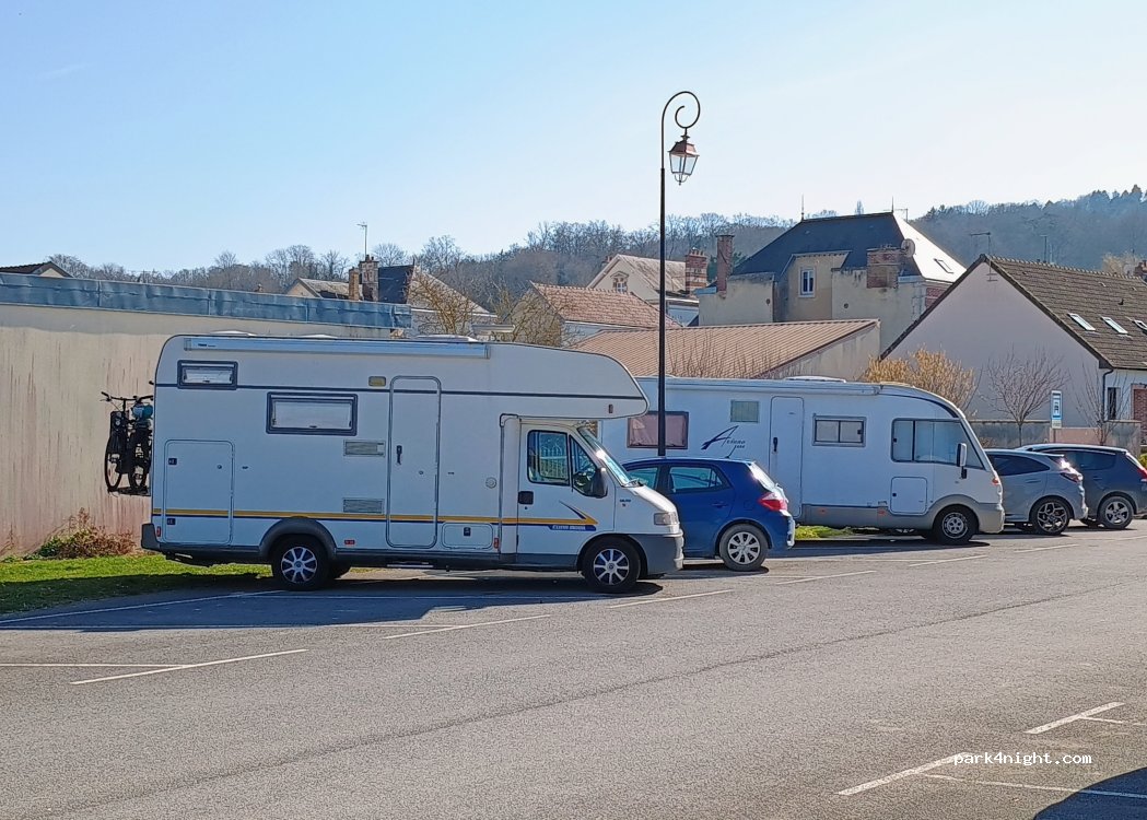 (51500) Rilly-la-Montagne - 9G Rue Gambetta — foto