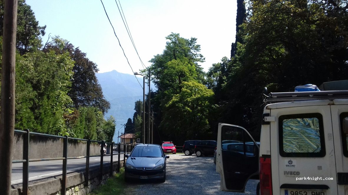(22011) Griante - 1 Via Indipendenza — foto