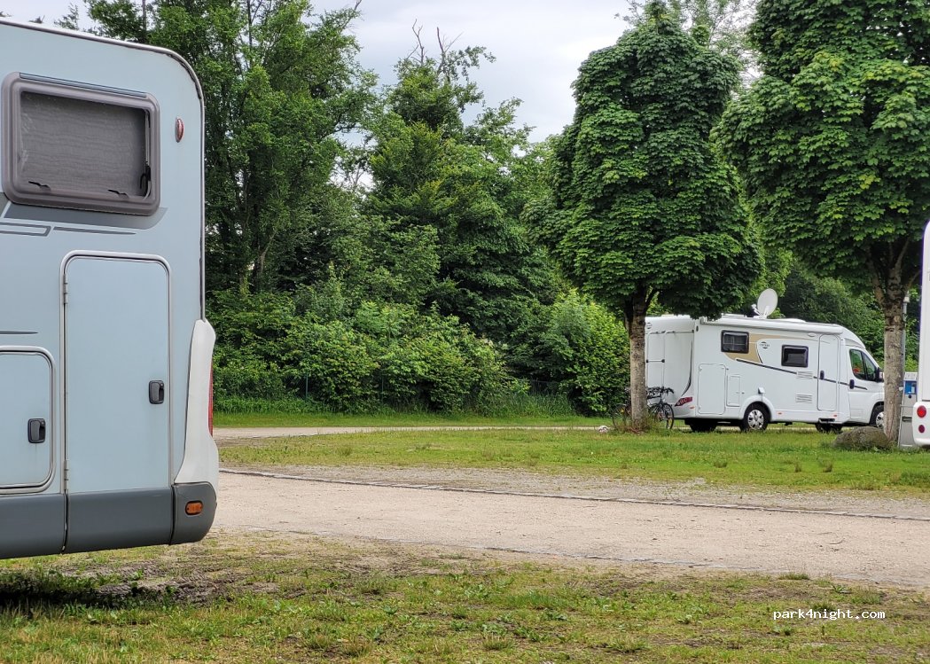 Wohnmobilstellplatz Burghausen — foto 3