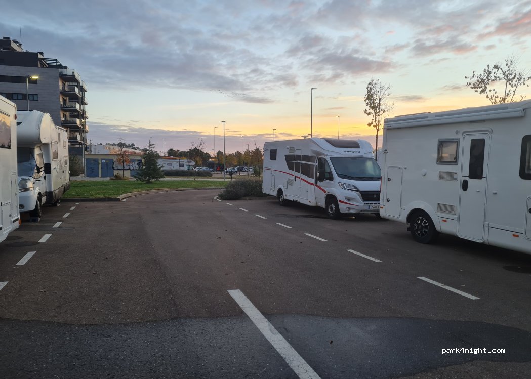 (06006) Badajoz - 10 Calle Moreras — foto 3