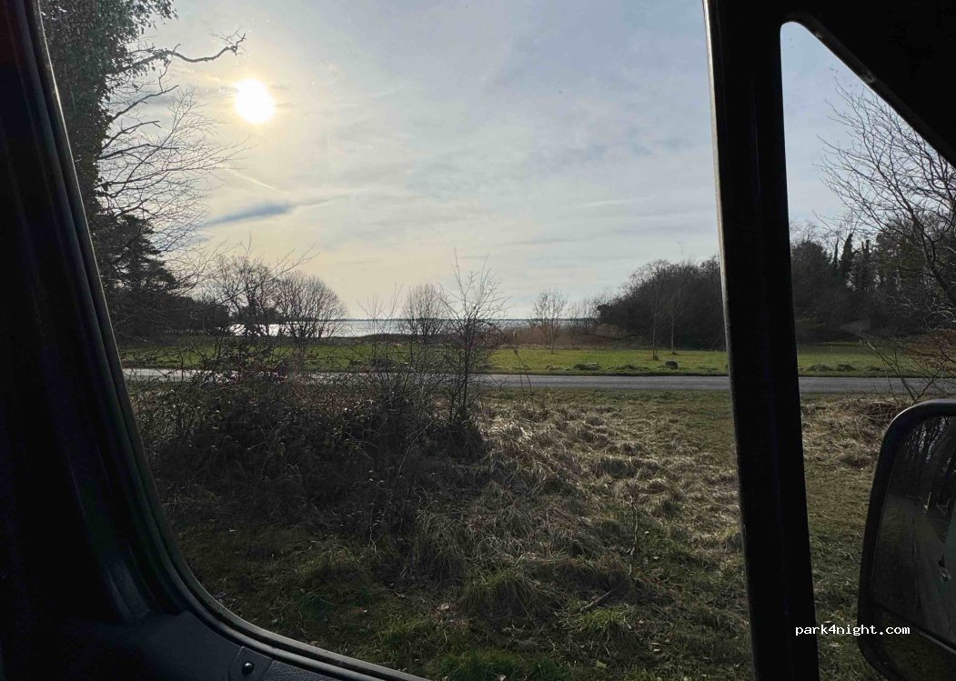 () Tudenham Park - Unnamed Road — foto