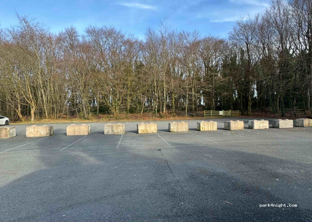 () Tudenham Park - Unnamed Road — foto 2