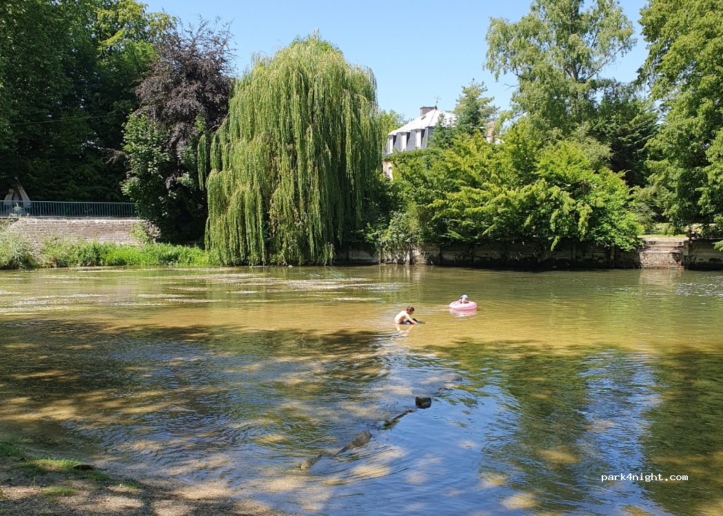 (10380) Plancy-l'Abbaye - 1 Rue du Château — foto 3