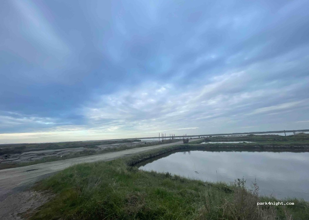 (17530) Arvert - Unnamed Road — foto