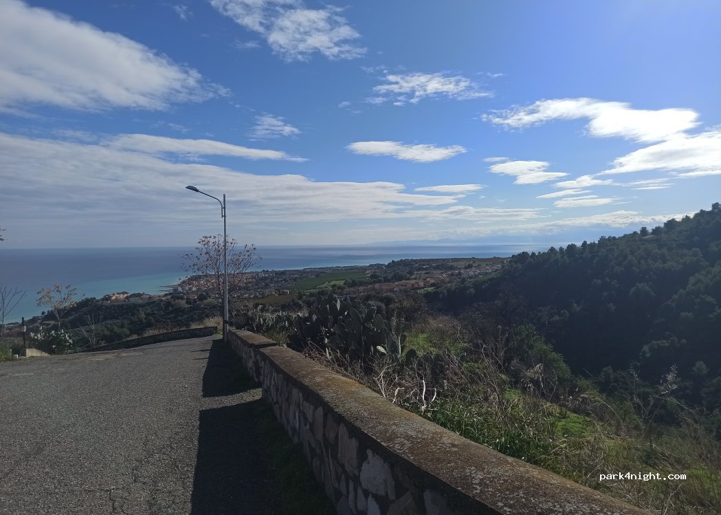 (87070) Roseto Capo Spulico - 38 Via Giannelli — foto 2