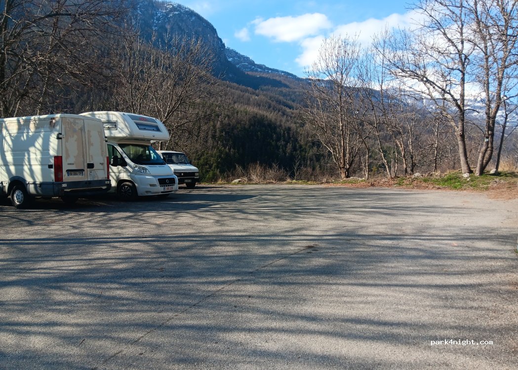 (05120) Les Vigneaux - 521 D304 — foto 2