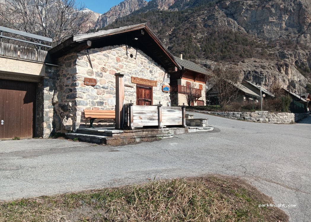 (05120) Les Vigneaux - 521 D304 — foto 3