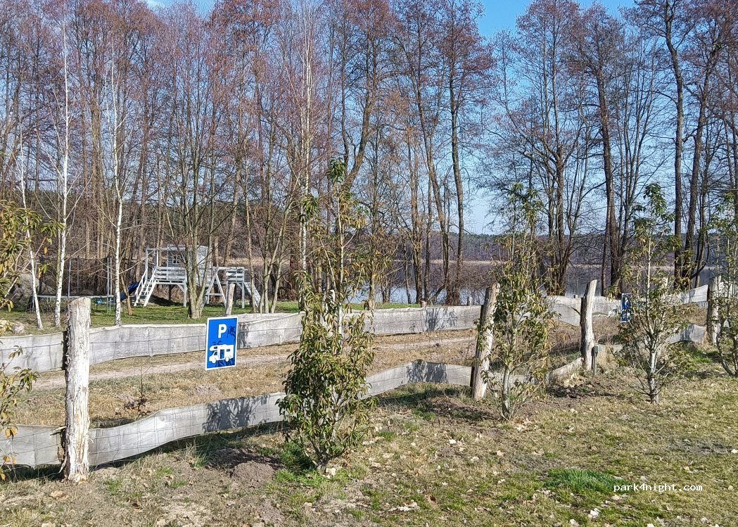 LAKE CHILL Camping - domki całoroczne nad jeziorem — foto 3