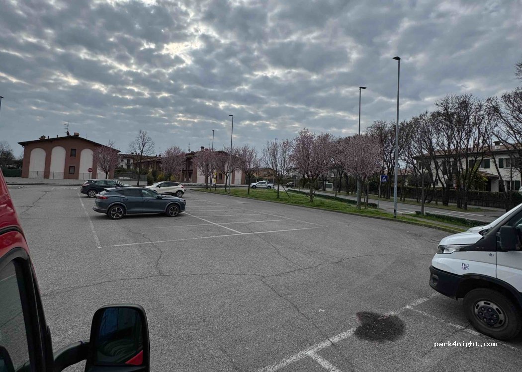 (25015) Desenzano del Garda - 5 Via A. Manzoni — foto