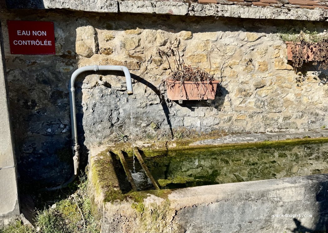 (01300) Parves-et-Nattages - 426 Route des Lavoirs — foto