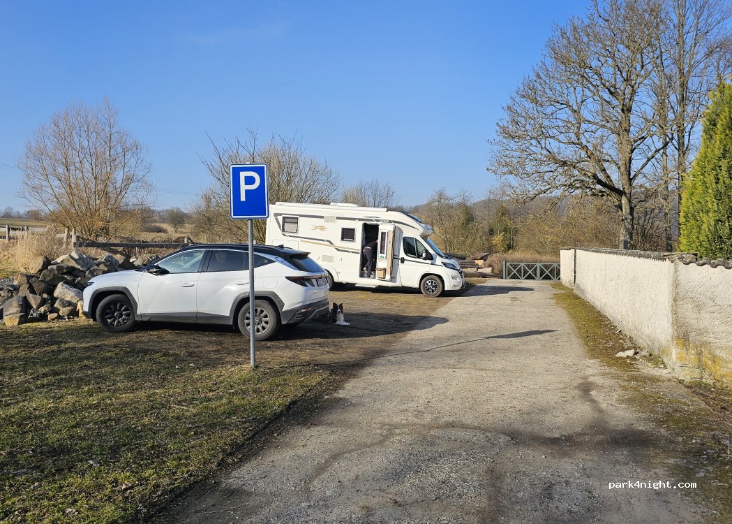 (405 02) Merboltice - Unnamed road — foto 2