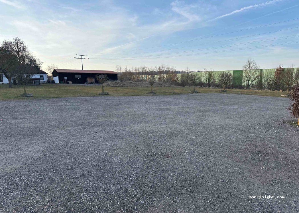 Wohnmobilstellplatz Autohof Wörnitz — foto