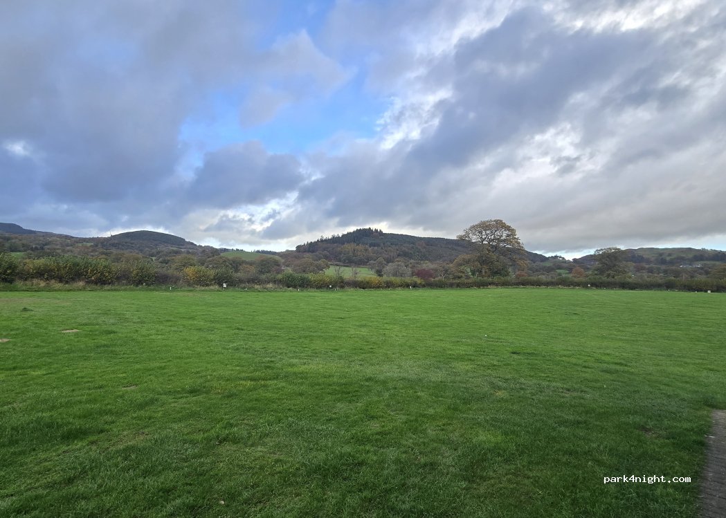 Tytandderwen Camping & Caravan Park — foto 3
