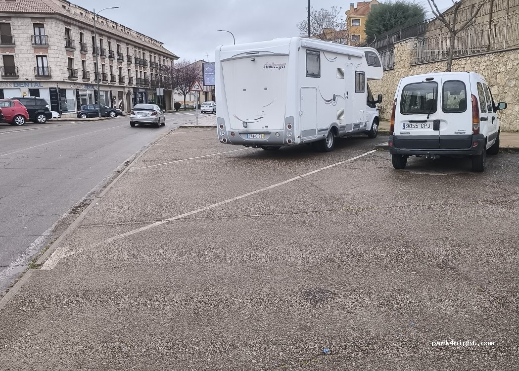 (37500) Ciudad Rodrigo - 31 Carretera de Salamanca — foto 2