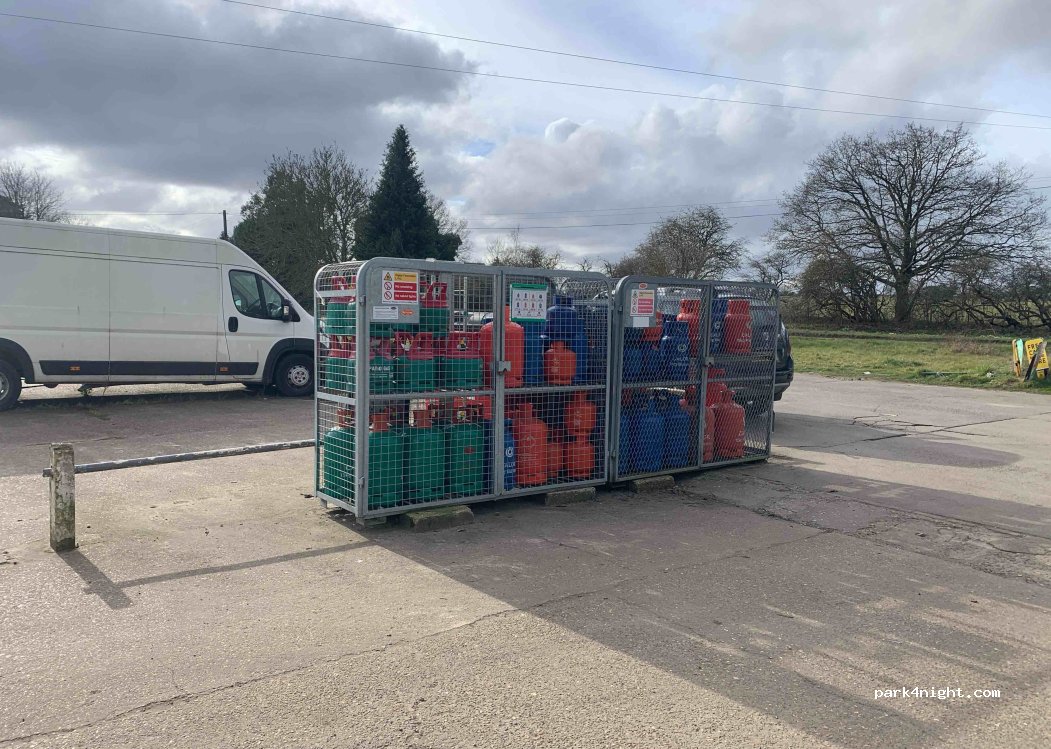 (IP27 0QR) Weeting - 12 Pilgrims Way — foto