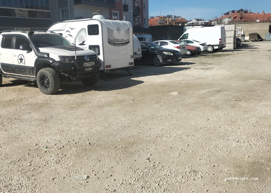 (32800) Şarkikaraağaç - 16/C 125 Kazım Karabekir Caddesi — foto