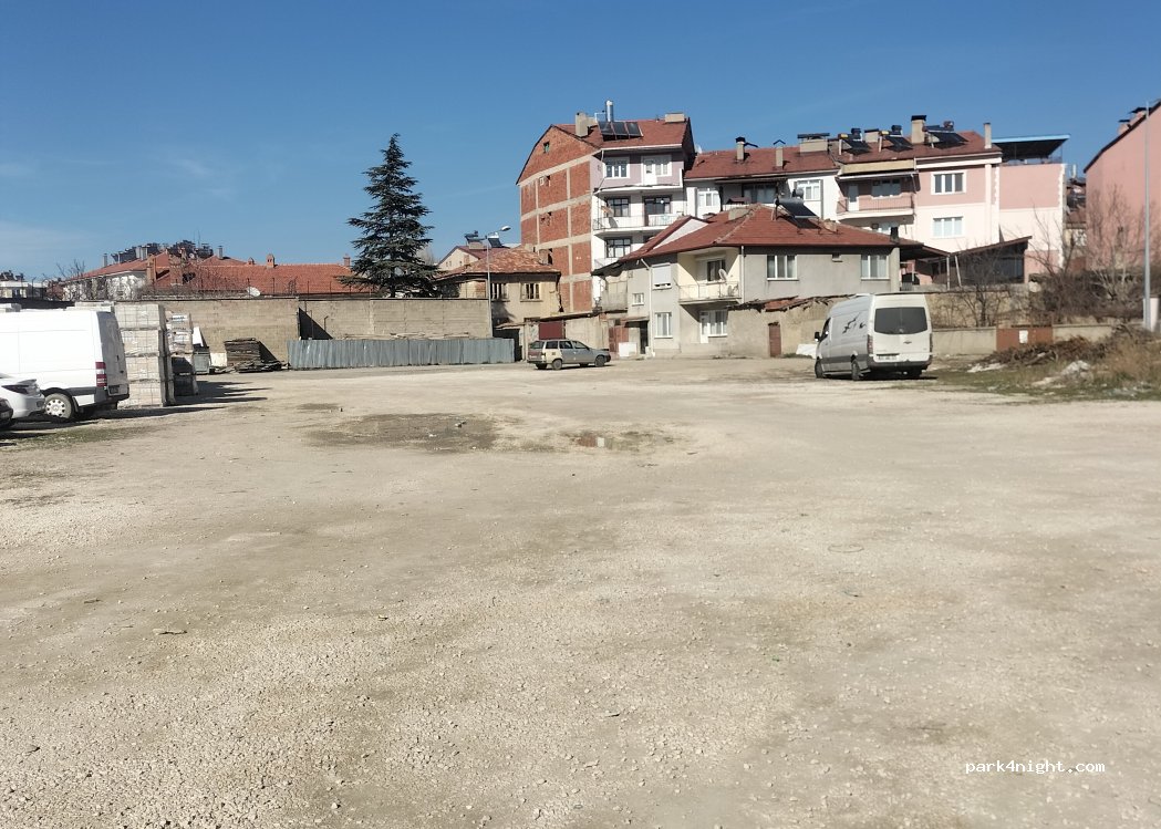 (32800) Şarkikaraağaç - 16/C 125 Kazım Karabekir Caddesi — foto 2