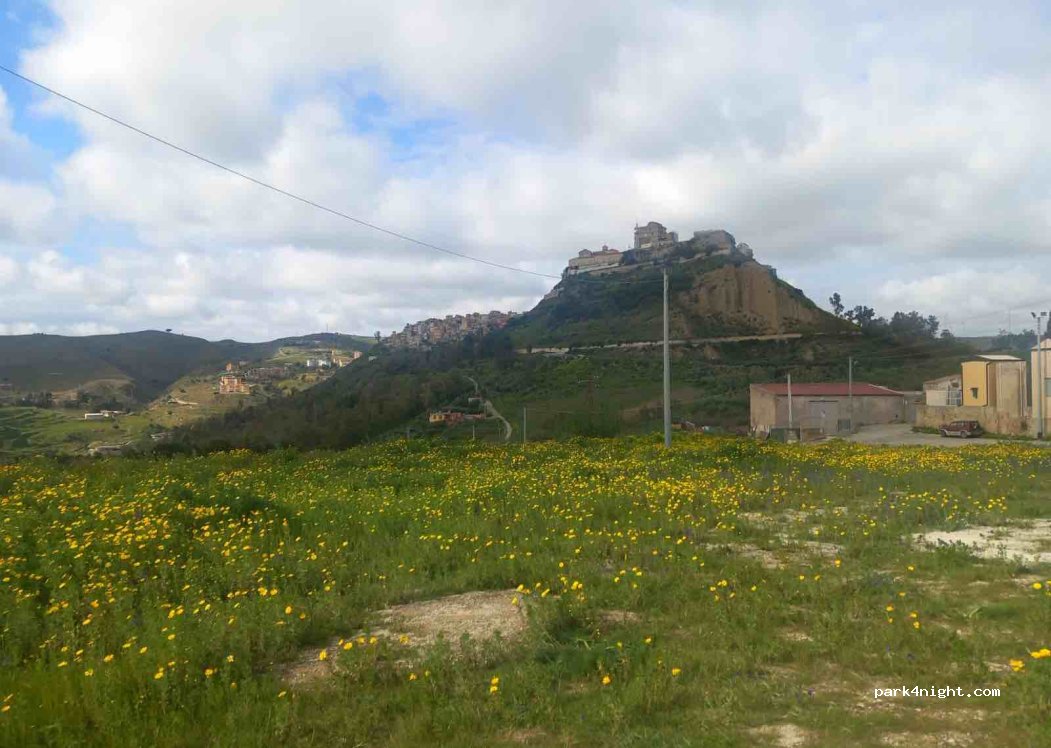 (93011) Butera - Via Gela — foto