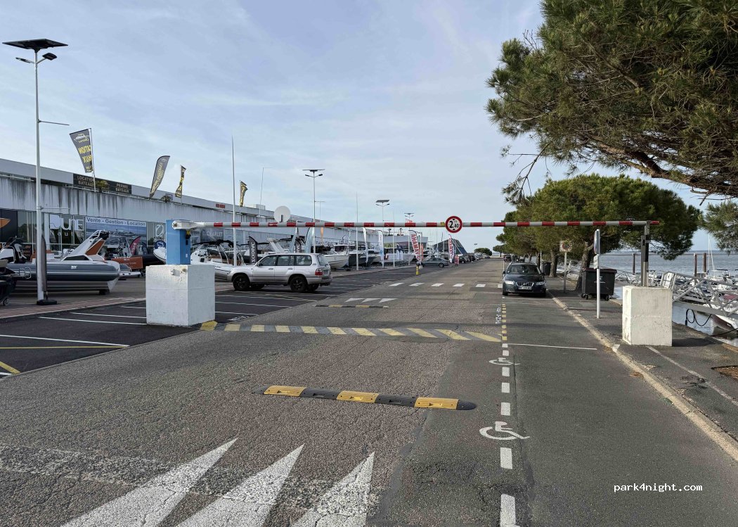 (33120) Arcachon - Quai Goslar — foto 3