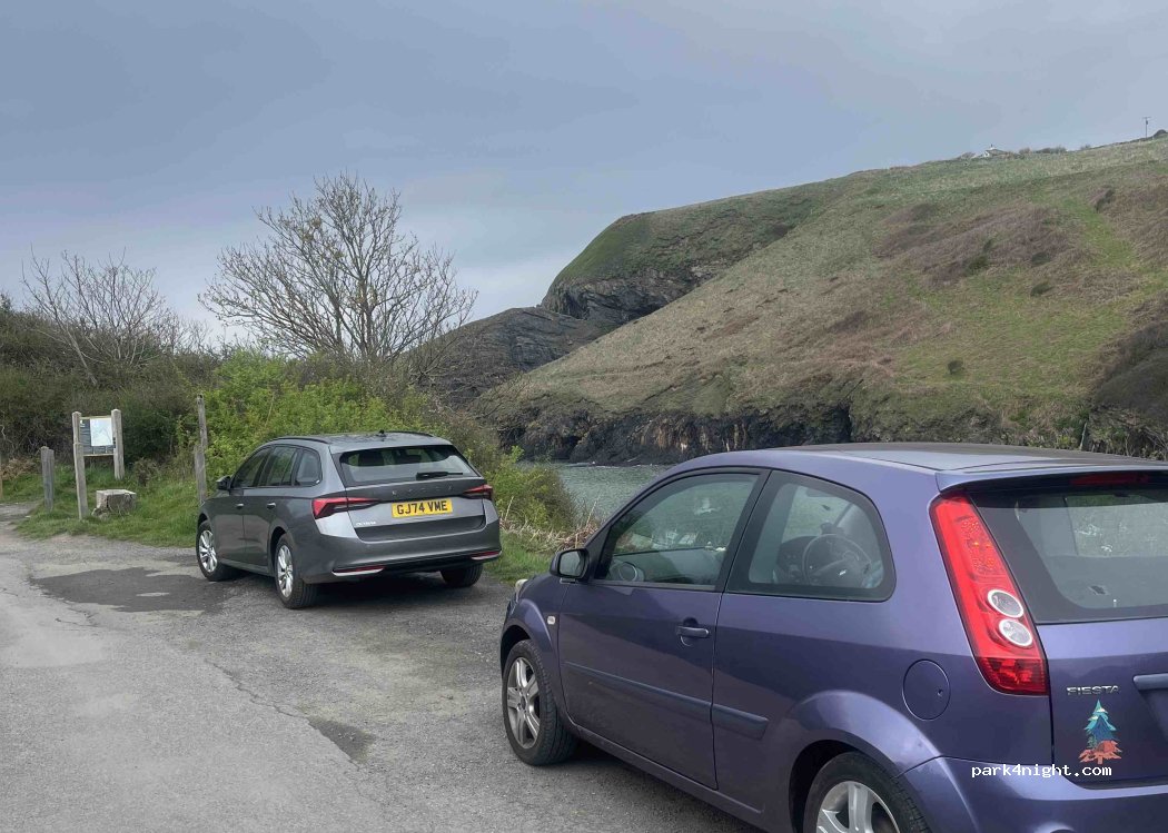 (SA43 3BU) Cardigan - Unnamed Road — foto