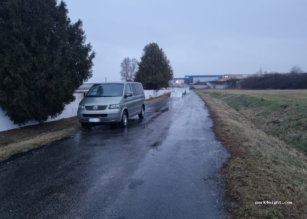 (330 23) Úherce - 155 Polní — foto