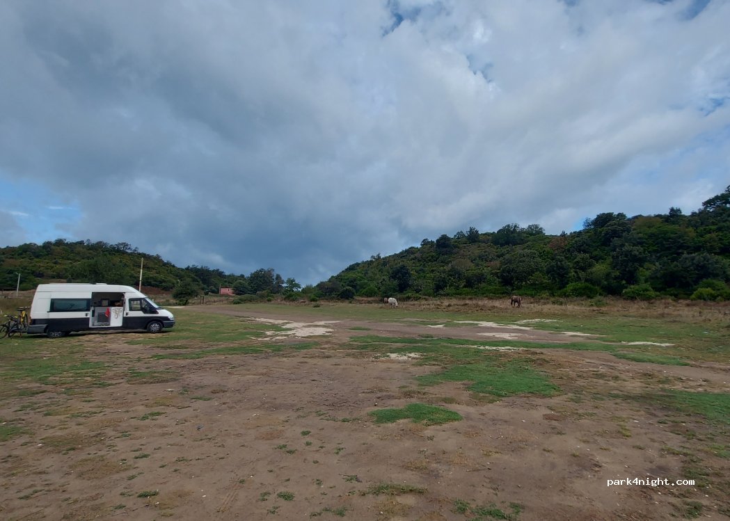 (HFM6+726) Cape of Rodon - Unnamed Road — foto 4