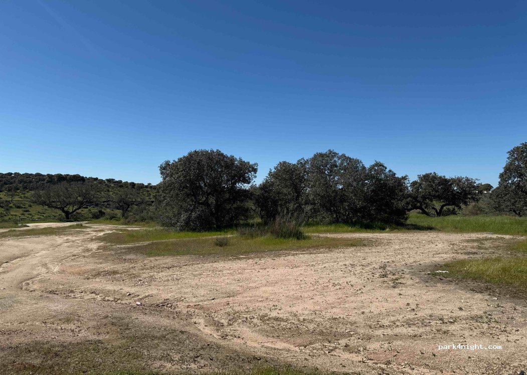 (06800) Urbanización de Proserpina - Carr. del Embalse de Proserpina — foto