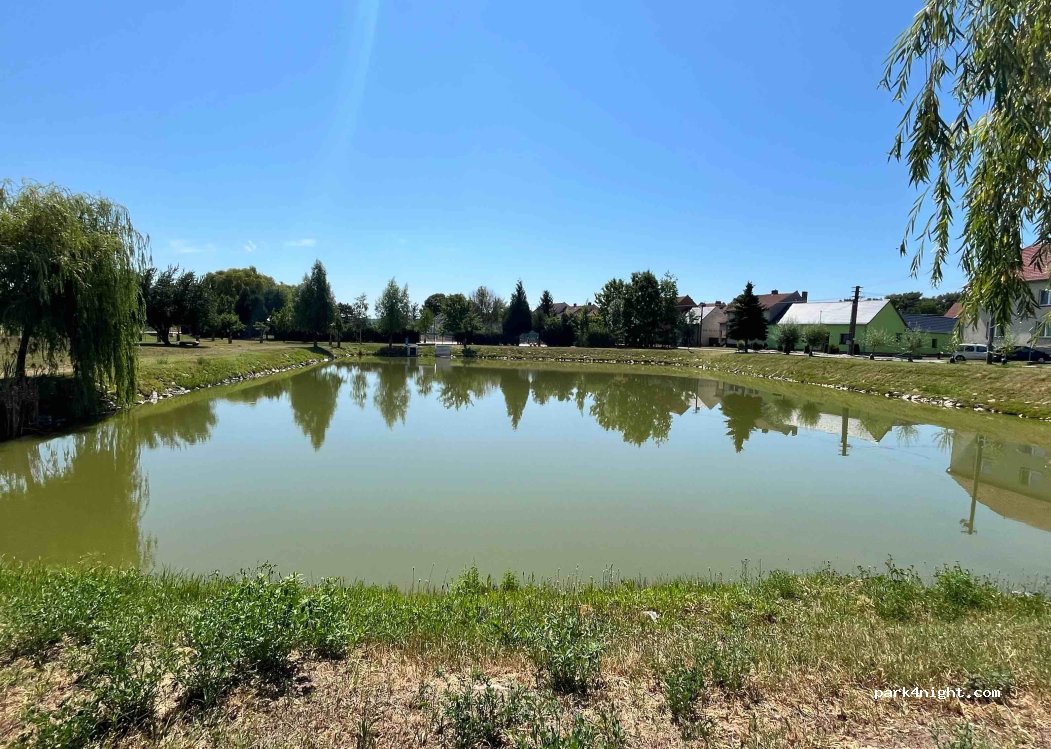 (696 04) Svatobořice-Mistřín - 31 Na Dolině — foto