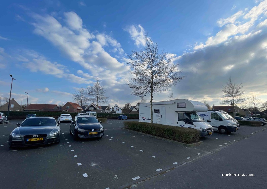 (3253 AA) Ouddorp - 25 Achterweg — foto