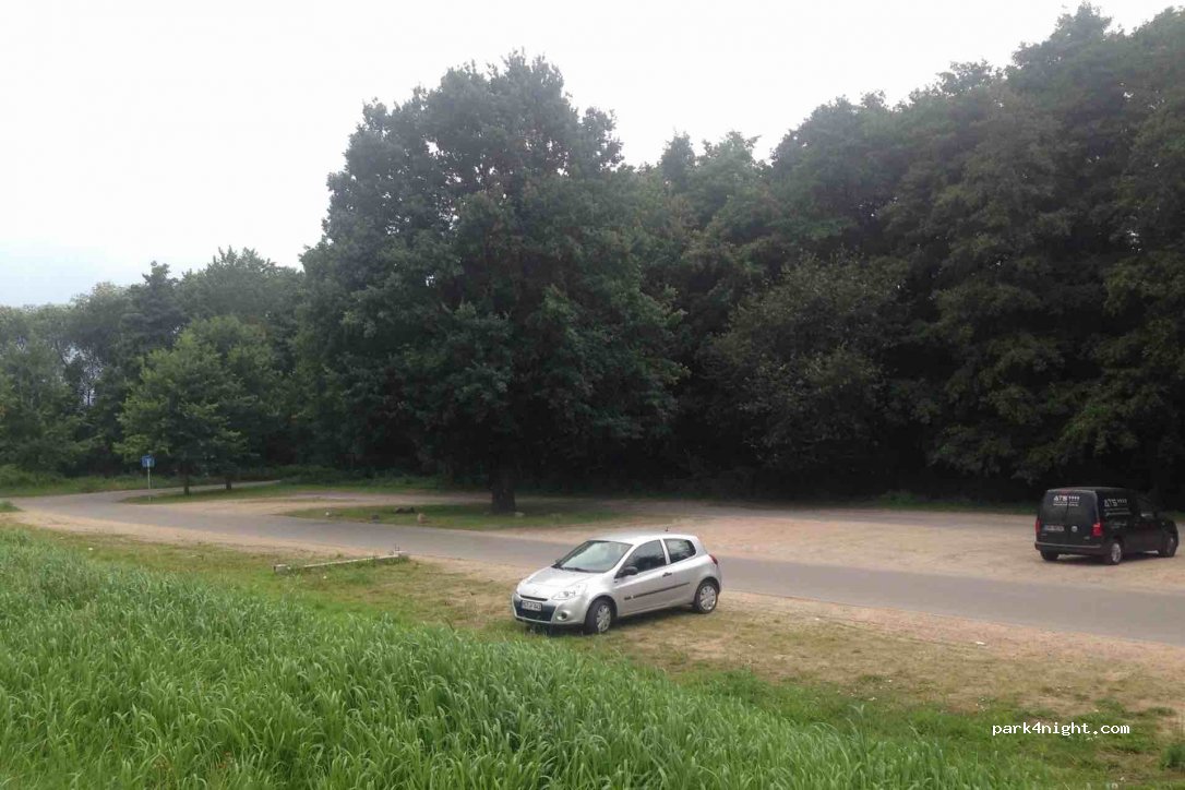 (17034) Neubrandenburg - 66 Reitbahnweg — foto 2