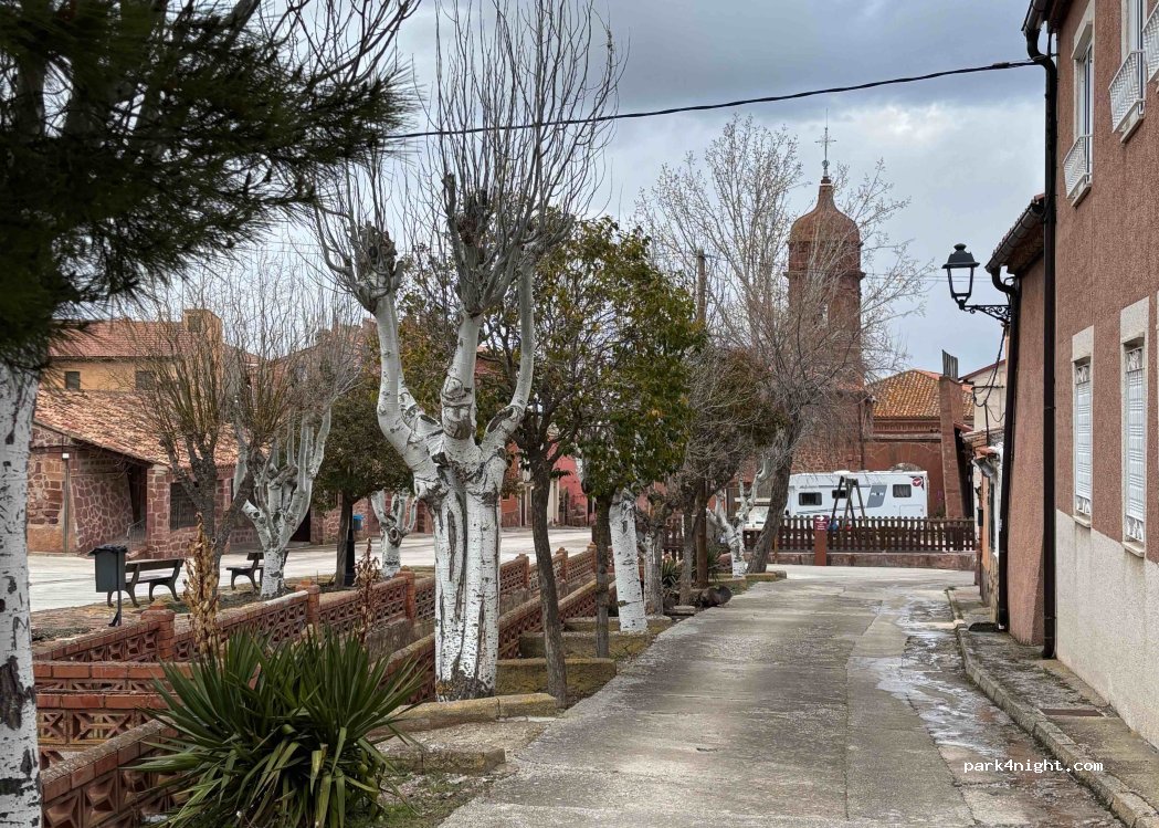(44369) Peracense - 11A Calle Iglesia — foto