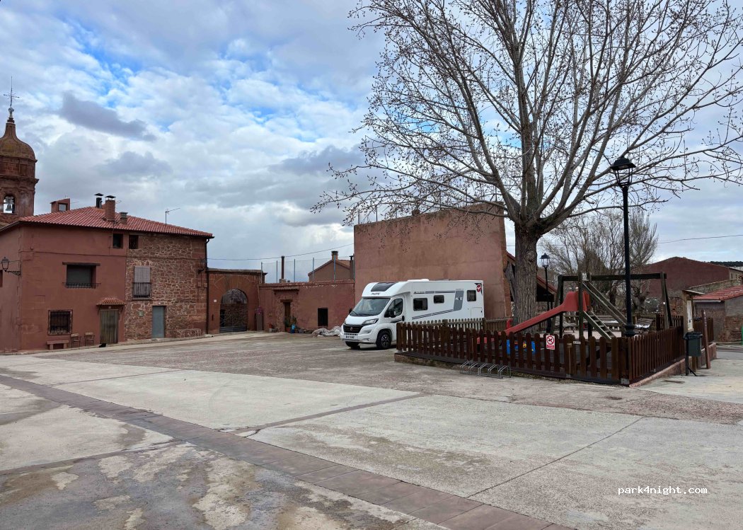 (44369) Peracense - 11A Calle Iglesia — foto 3