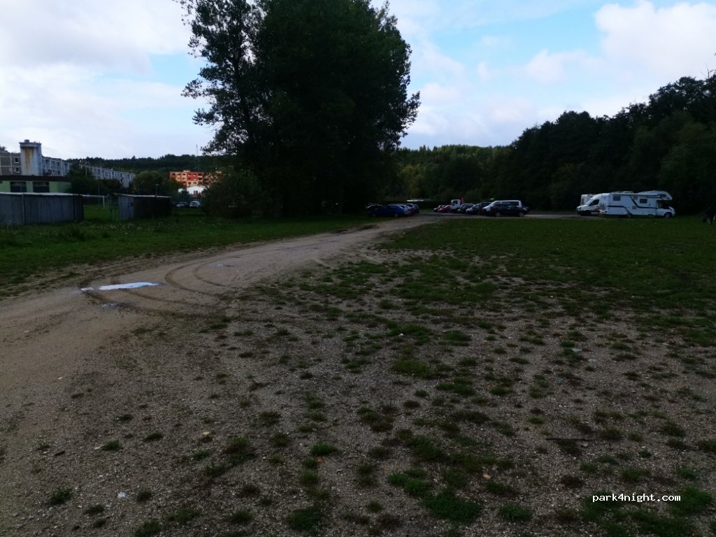 (357 33) Loket - 18 Sportovní — foto 2