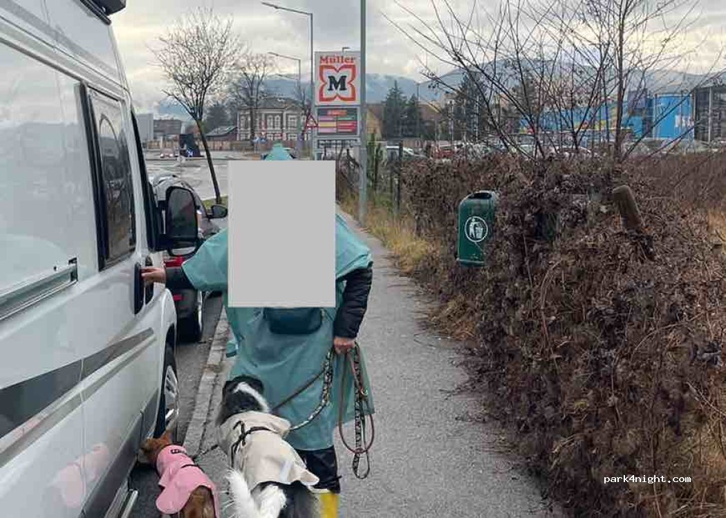 (2620) Neunkirchen - 6 Schraubenwerkstrasse — foto