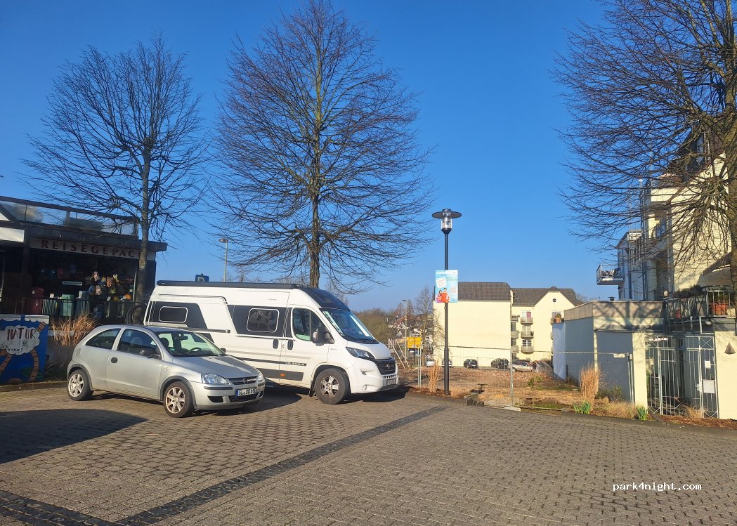 (51399) Burscheid - 47 Hauptstraße — foto