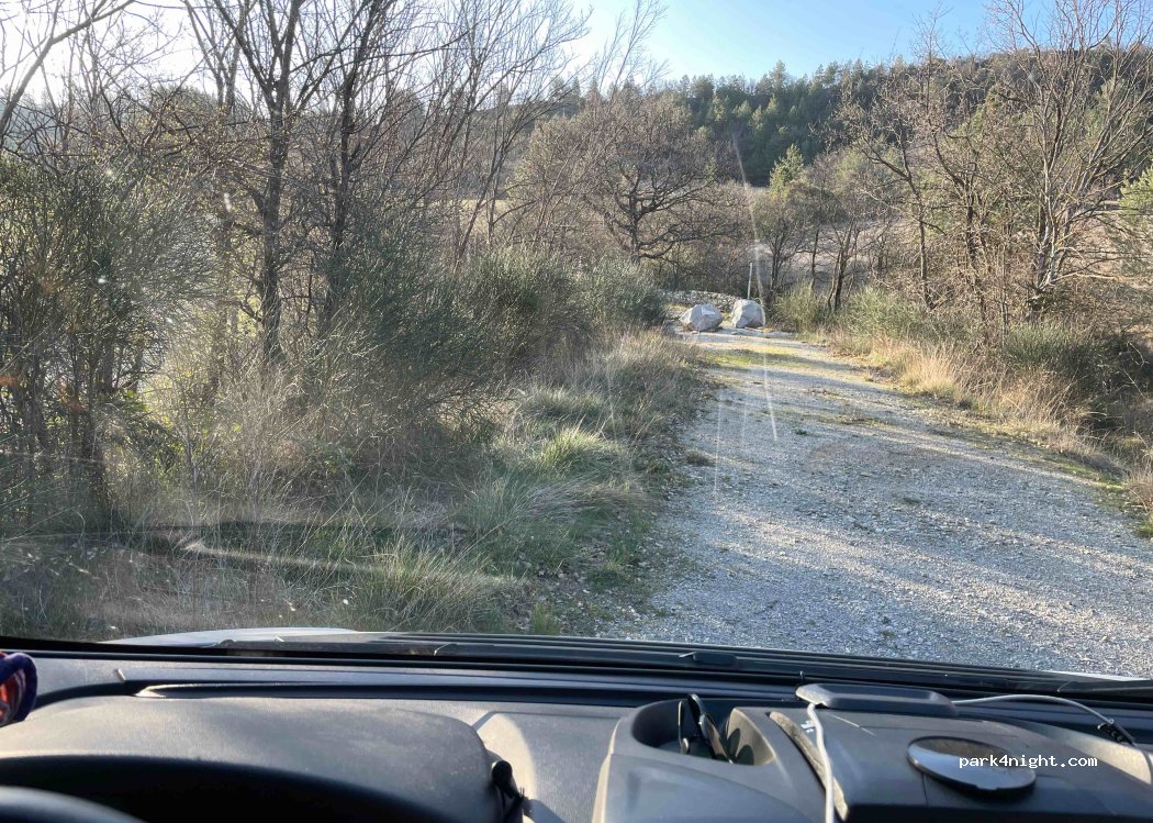 (04200) Châteauneuf-Val-Saint-Donat - — foto 3