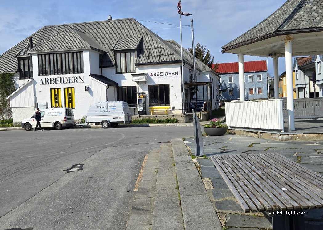 (8310) Kabelvåg - 9 Kaiveien — foto 3