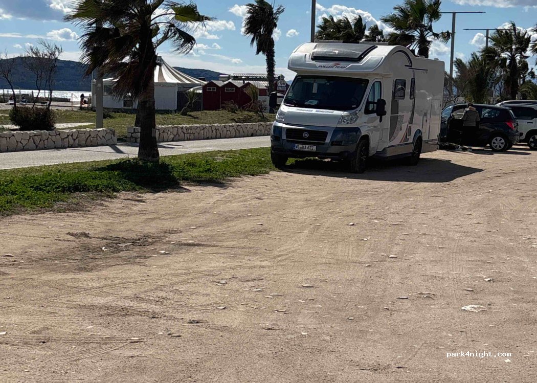 (09045) Quartu Sant'Elena - Viale Lungomare del Golfo — foto 2