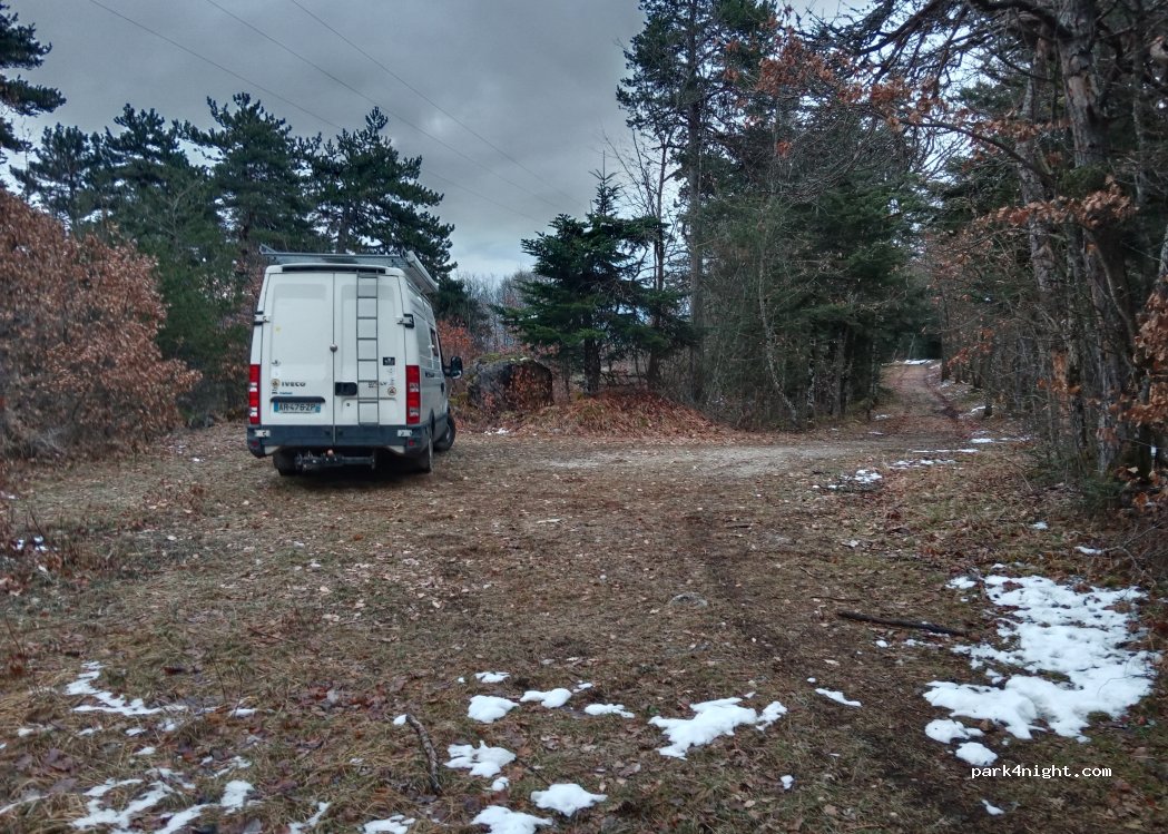(38930) Clelles - Unnamed road — foto