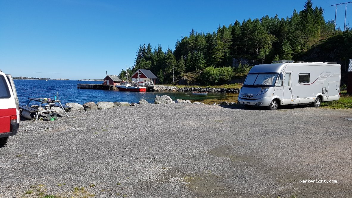 (6530) Averøy - 220 Fylkesveg 253 — foto