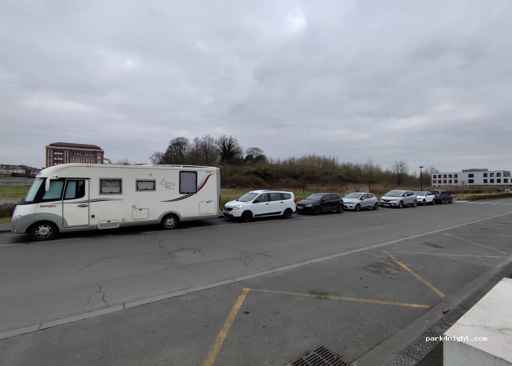 (59410) Anzin - 1 Esplanade Rives Creatives Escaut — foto
