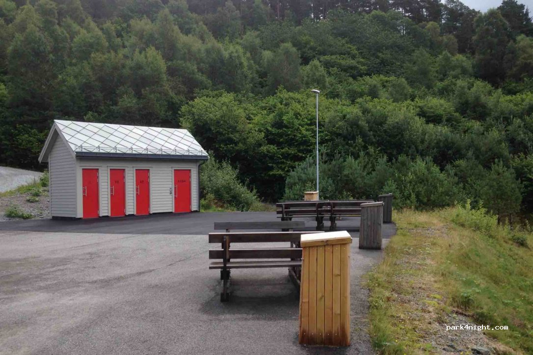 Blåbærsletta bubilparkering | Holmefjord — foto 2