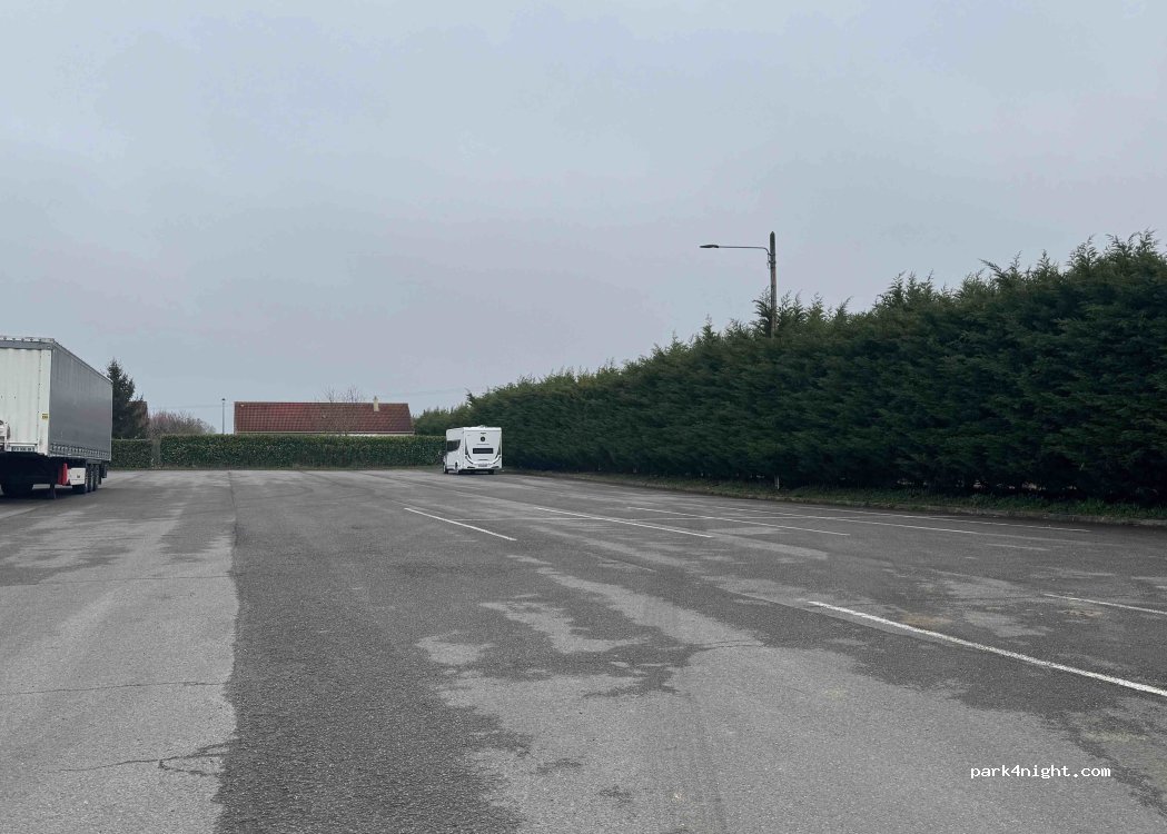 (18190) Chavannes - 5 Route de Dun — foto 2
