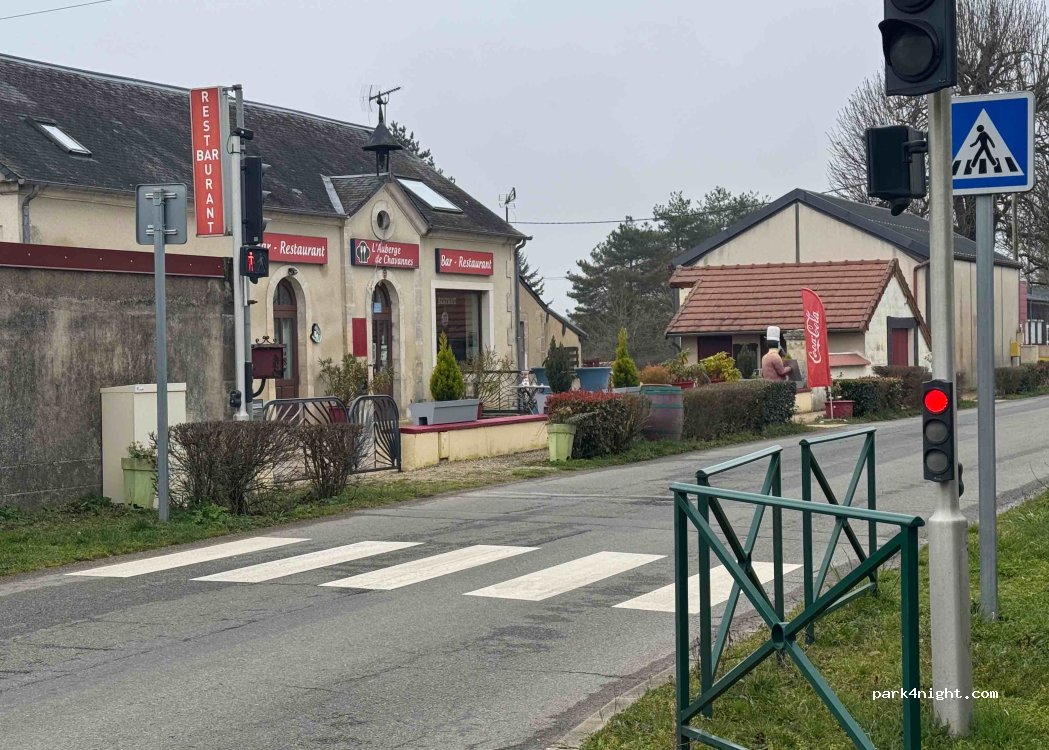 (18190) Chavannes - 5 Route de Dun — foto 3