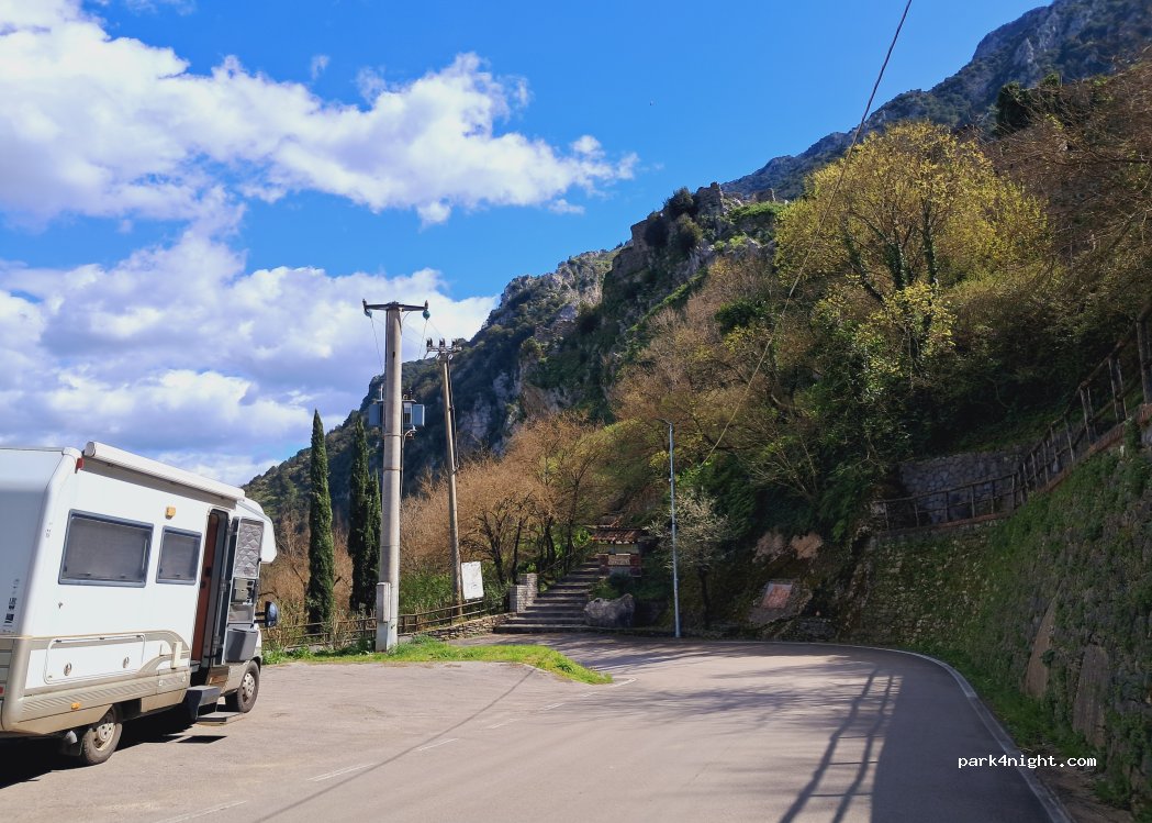 (84051) San Severino - 3 Via Olmo — foto