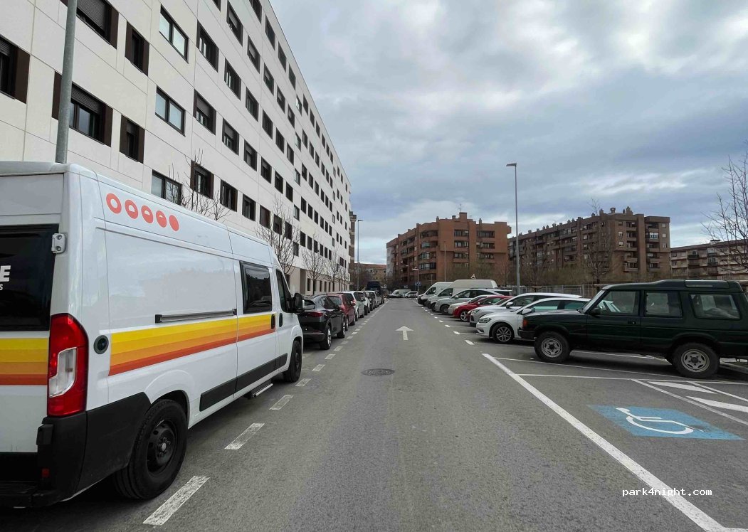 (31015) Pamplona - 1 Calle María Luisa Elío Bernal — foto 3